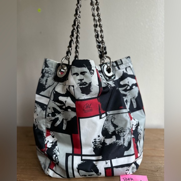 RARE Limited Edition Coach x UFC bag - Picture 5 of 16